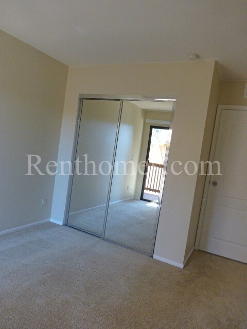 Building Photo - 12043 Alta Carmel Ct