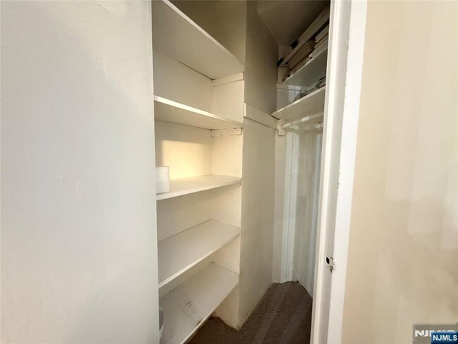 Building Photo - 1450 Palisade Ave