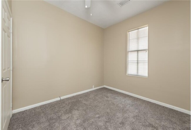 Building Photo - 108 Reagan St