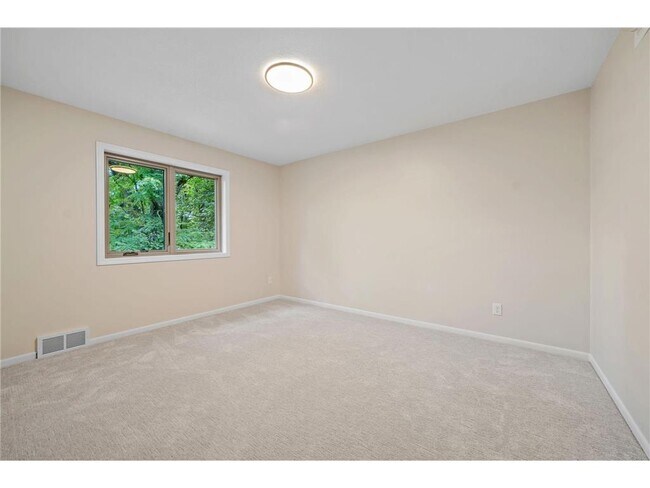 Building Photo - 17711 Creek Ridge Pass