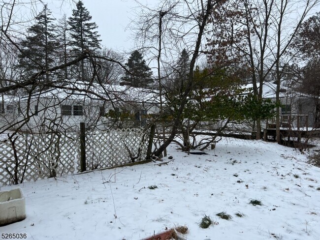 Building Photo - 19 Lavina Terrace