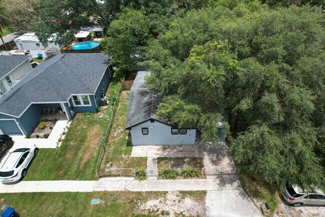 Building Photo - 3/2 NEWLY  ****MOVE IN READY**** Apply Today for just $75****$1850 per month ** Move in by Novemb...