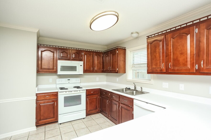 Building Photo - 7852 Tankerston Dr