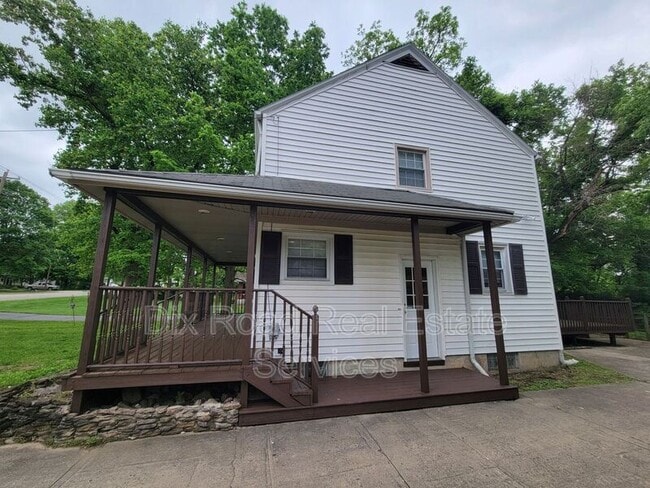 Building Photo - 3600 Grand Ave