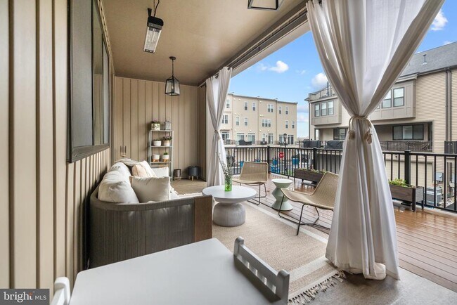 Building Photo - 42338 Nelsonville Ter