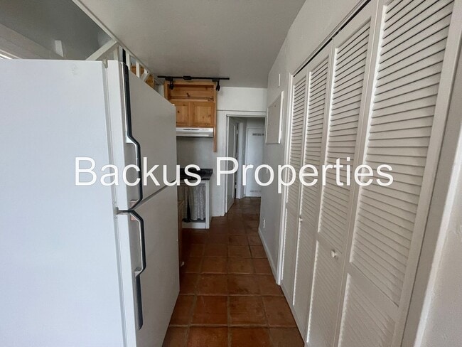 Building Photo - Wonderful furnished loft in upper Seaside