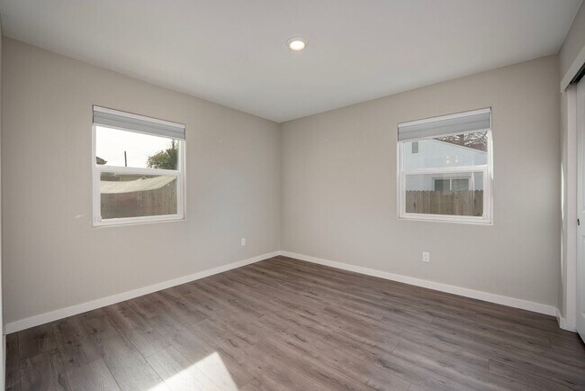 Building Photo - 4928 Carmen Wy