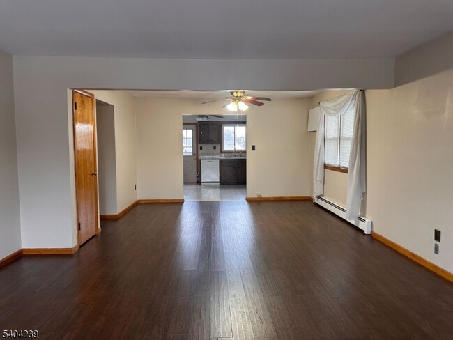 Building Photo - 40 Scoles Ave