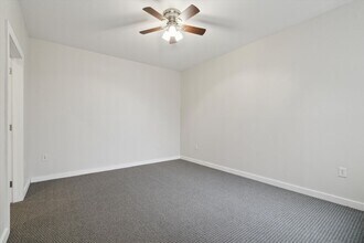 Building Photo - 1522-1532 W Girard Ave