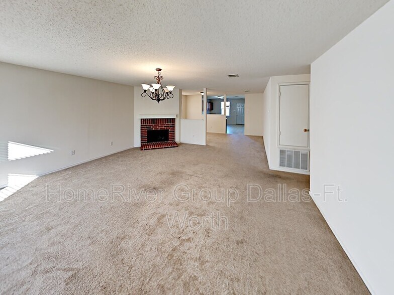 Building Photo - 3956 Foxhound Ln