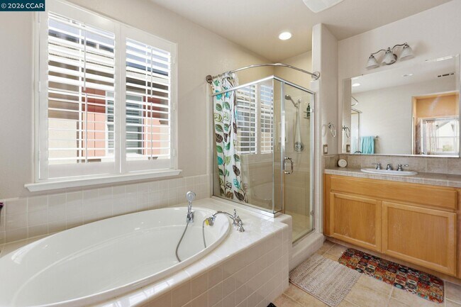 Building Photo - 165 Paddington Ct