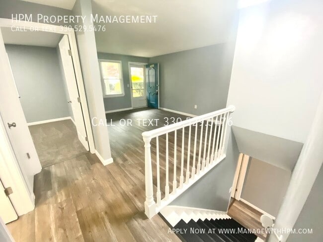 Building Photo - 1027 Pittsburg Ave NW