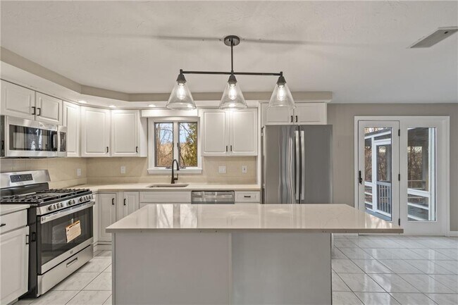 Building Photo - 42 Belfield Dr