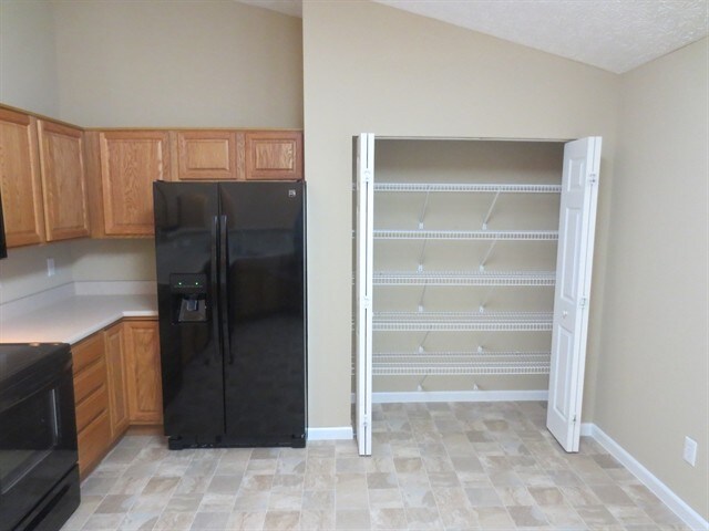 Building Photo - 5248 Gobel Dr