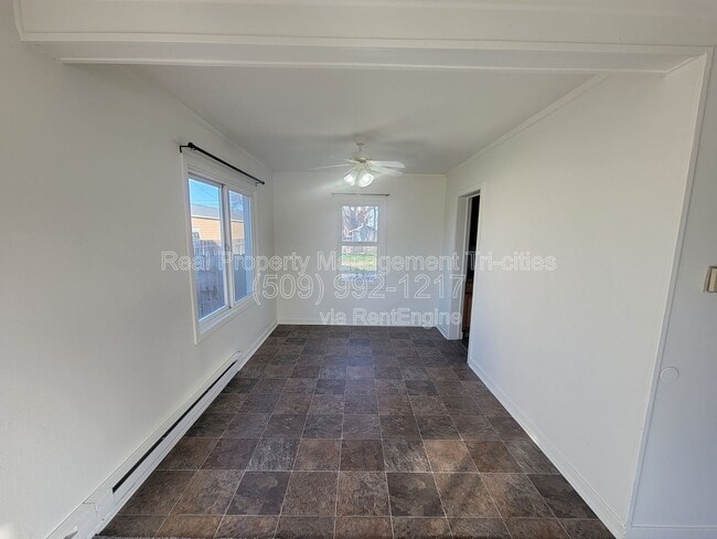 Building Photo - 1204 Marshall Ave