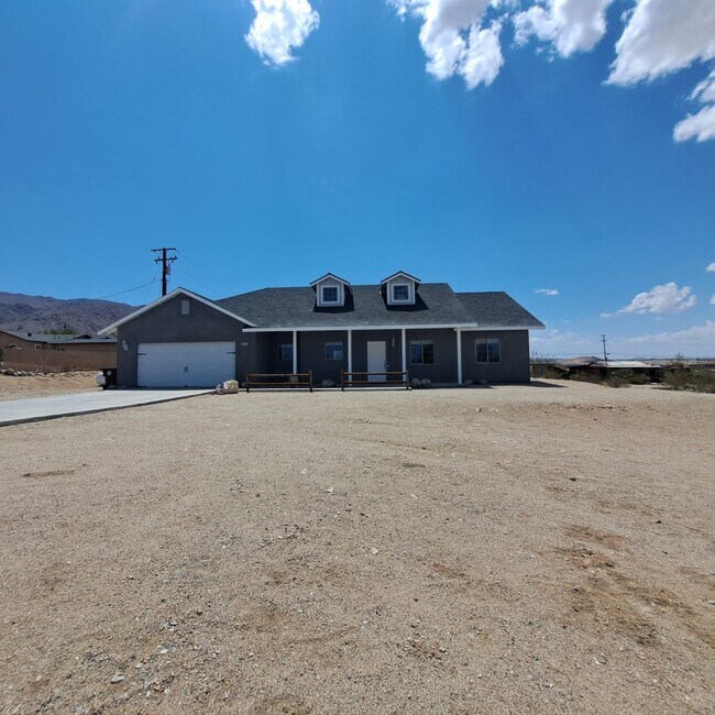 Primary Photo - 3 Bedroom with open floor plan