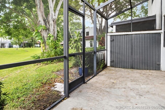Building Photo - 367 NW 36th Ave