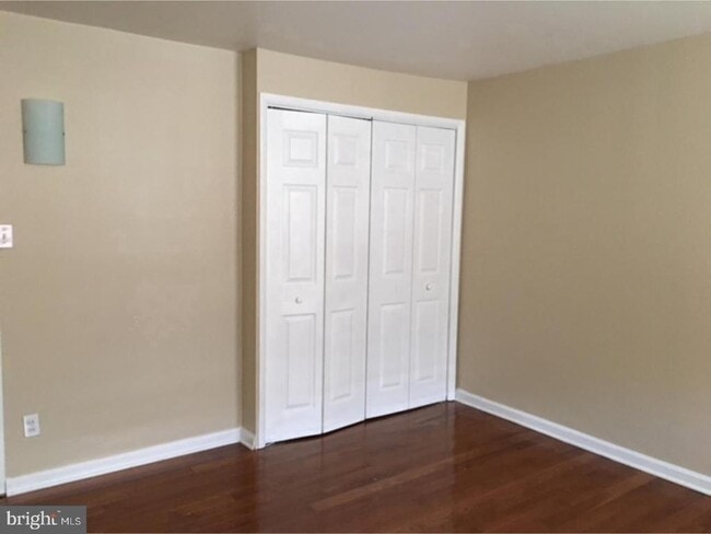 Building Photo - 2235 S Clarion St