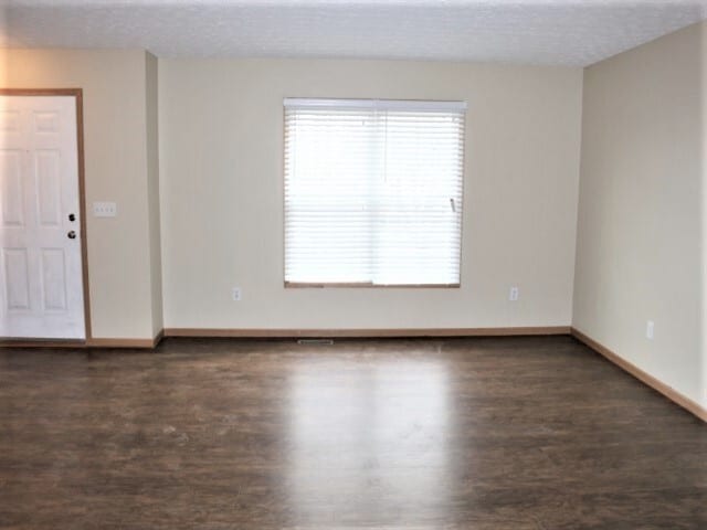 Building Photo - 293 Iris Trail Dr