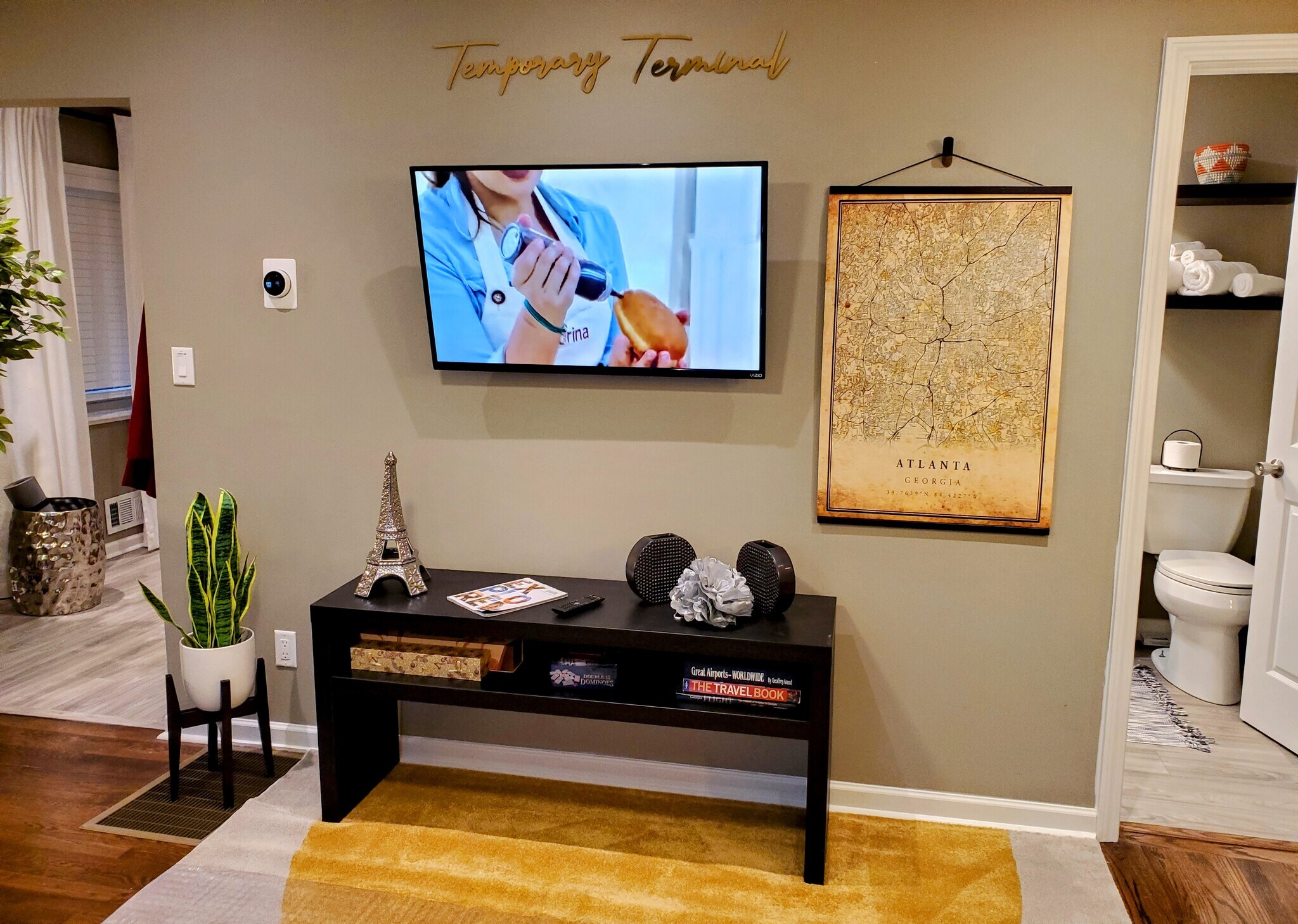 Smart tv - living room - 3453 Pierce St