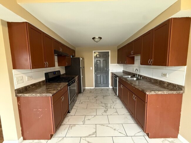 Building Photo - 2152 Mallard Ln