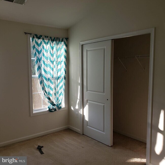 Building Photo - 23409 Berkeley Meadows Dr