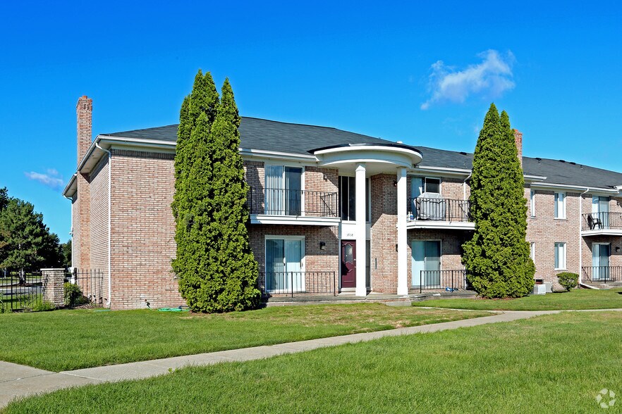 Kings Arms Apartments Sterling Heights, MI Apartment Finder