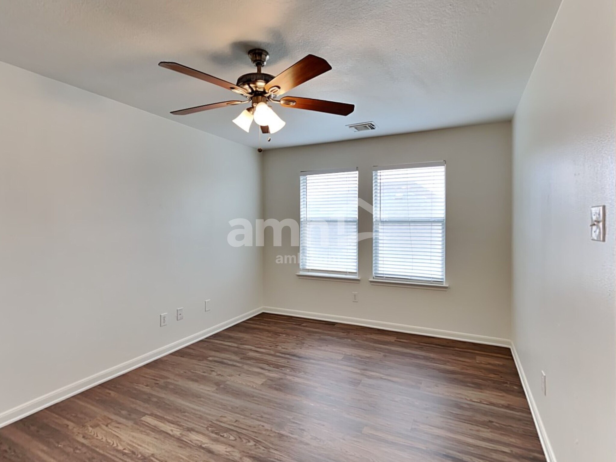Building Photo - 3915 Ridge Canyon Rd