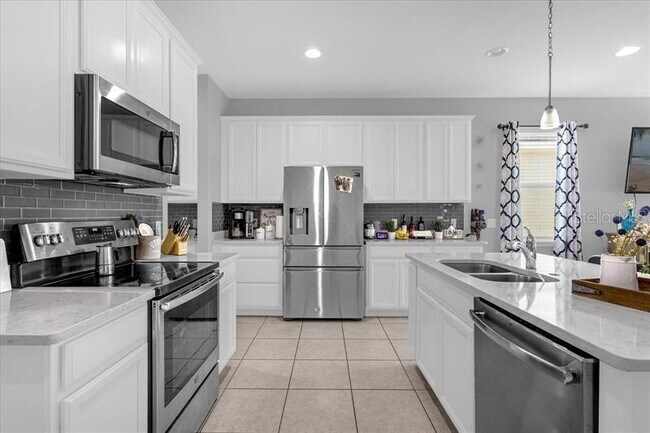 Building Photo - 2320 Grasmere Vw Pkwy S