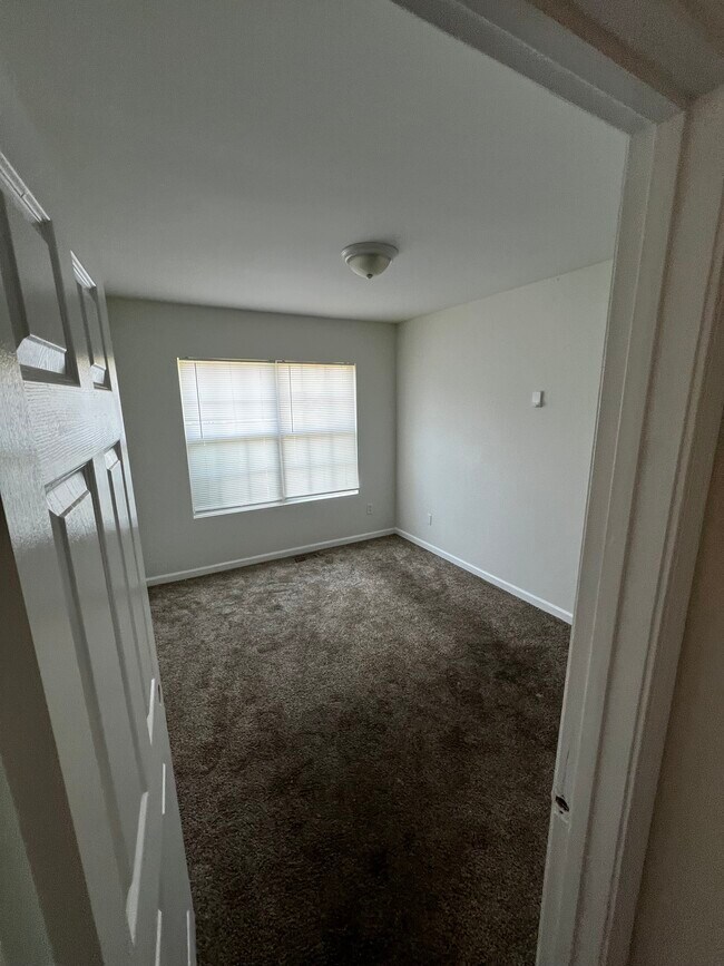 Building Photo - 1038 Wheel House Ln