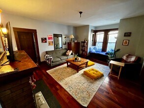 Building Photo - Varsity Management