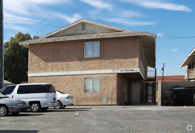 Building Photo - Sunrise Acres