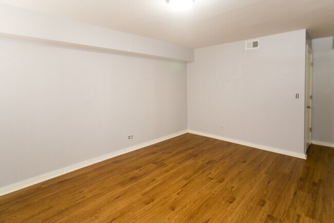 Building Photo - 4408 N Hazel St