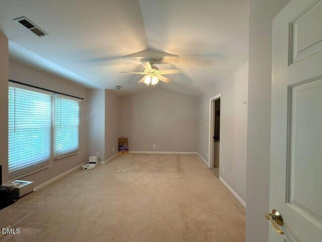 Building Photo - 109 E Seve Ct