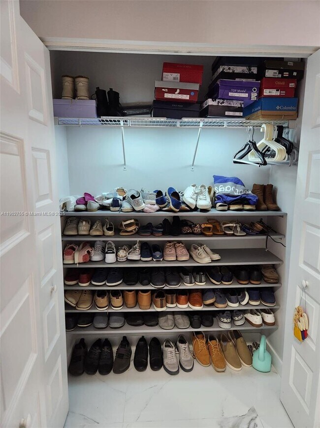 Building Photo - 8363 NW 41st St