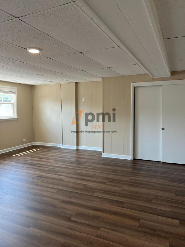 Building Photo - 7051 Kennedy Ave