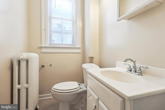 Building Photo - 14 Seaton Pl NW