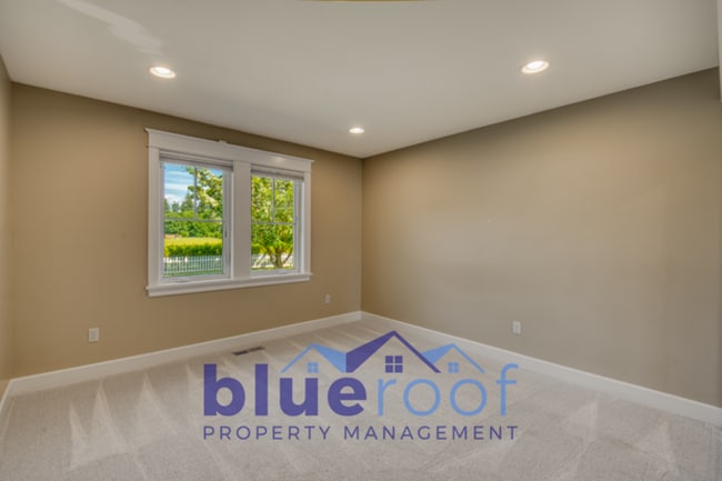 Building Photo - 28901 SW 60th Ave
