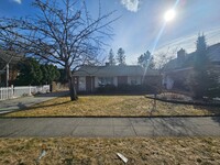 Building Photo - Newly Remodeled Home on the South Hill