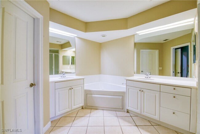 Building Photo - 8509 Via Garibaldi Cir