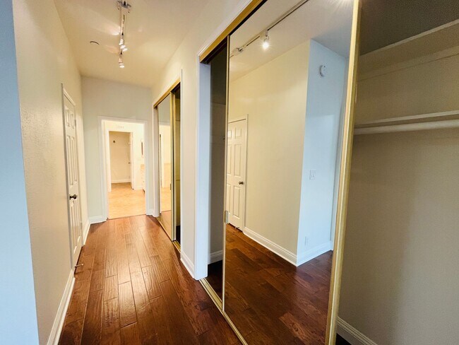 Building Photo - Lush and Lavish Lower Level Beverly Hills ...