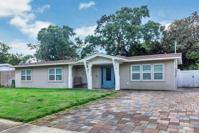Primary Photo - 221 S Lorraine Dr