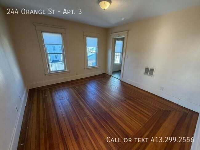 Building Photo - 244 Orange St