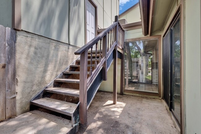 Building Photo - 1714 Timber Ridge Dr