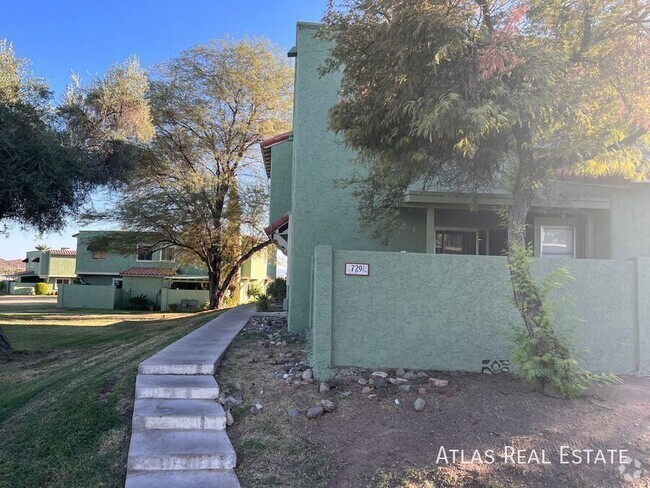 Building Photo - 729 E Cochise Dr