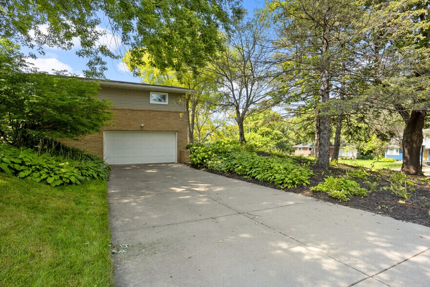 Building Photo - 4035 Wasatch Ln