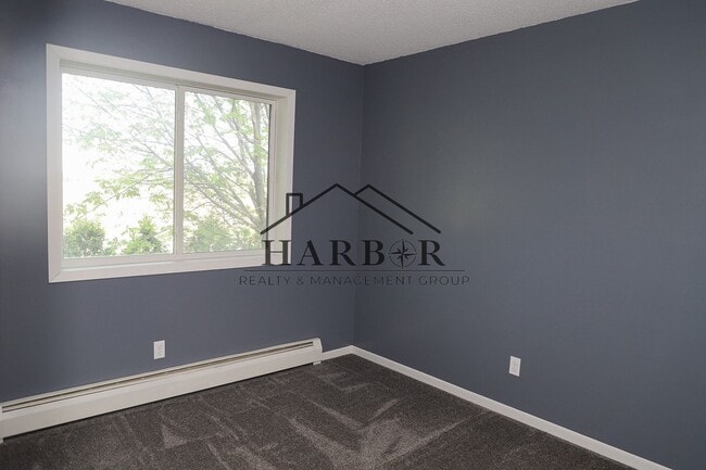 Building Photo - 3 bedroom Townhome in Eyota, MN Available ...