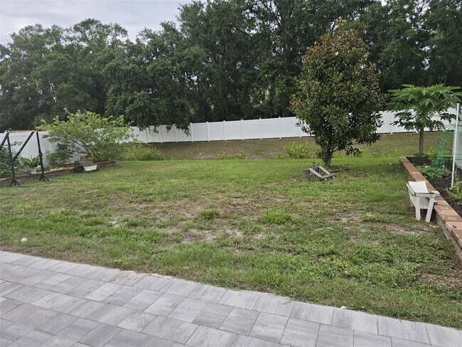 Building Photo - 8030 Praise Dr