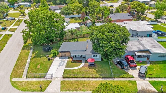 Building Photo - 1301 Lawne Blvd