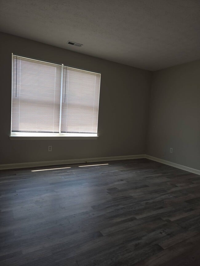 Building Photo - 2931 Percheron Ln